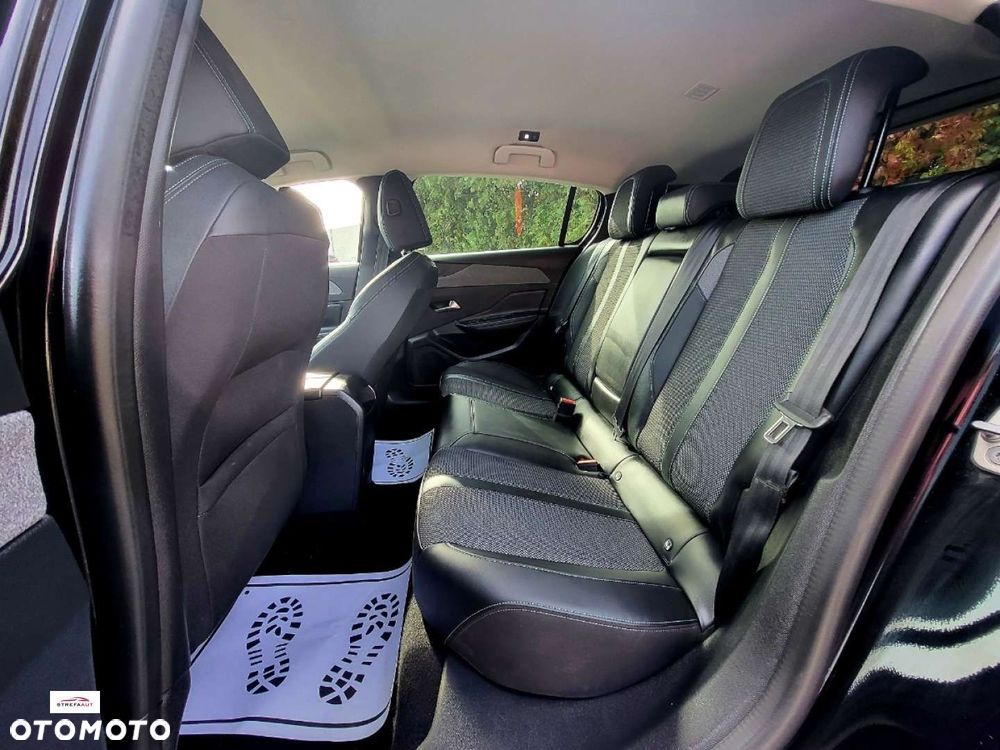 Peugeot 308 - 6