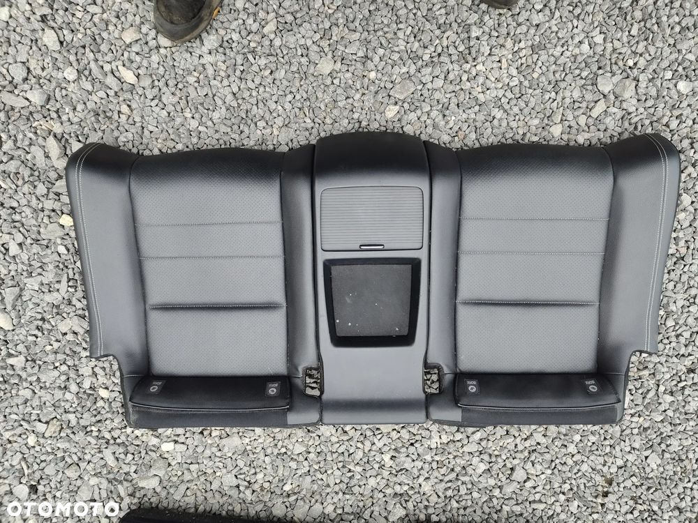 MERCEDES W204 Coupe Lift Kanapa Tylna Biała Nić - 5