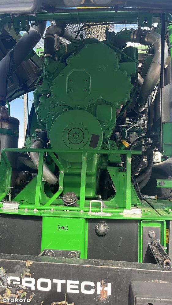 John Deere 8400 - 25