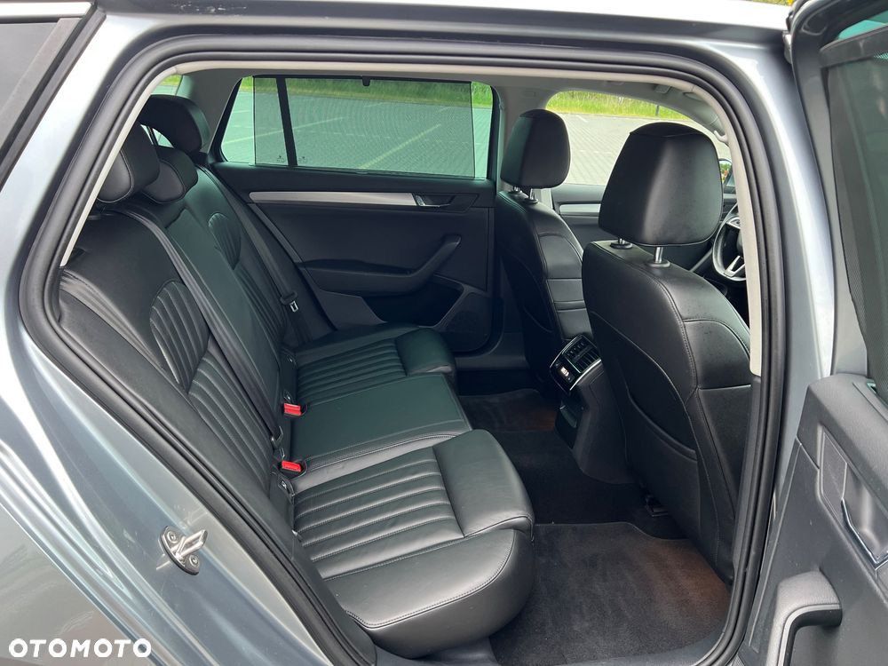 Skoda Superb 2.0 TDI Ambition - 31
