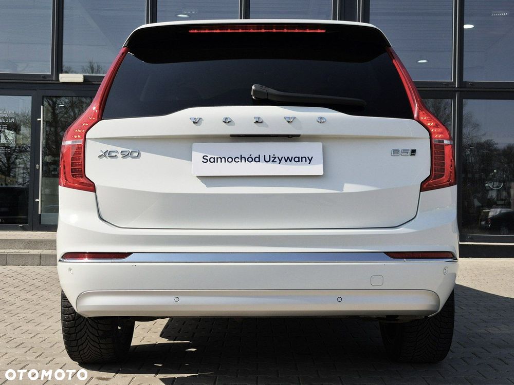 Volvo XC 90 - 9