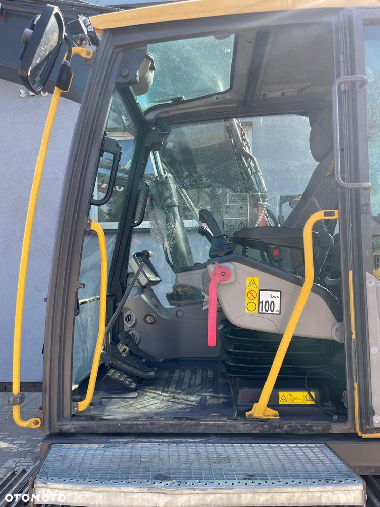 Volvo EC140DL - 9