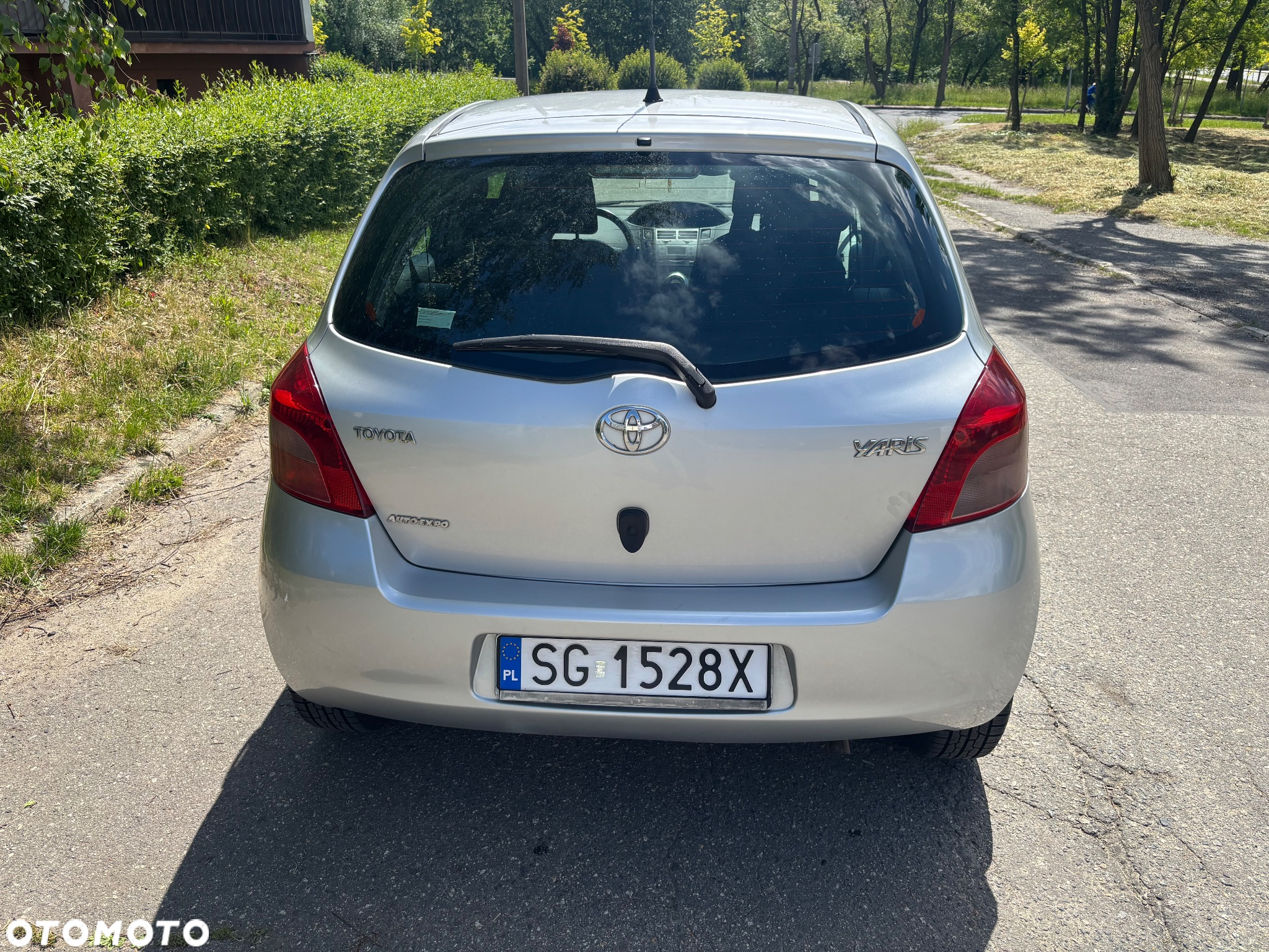 Toyota Yaris 1.3 - 4