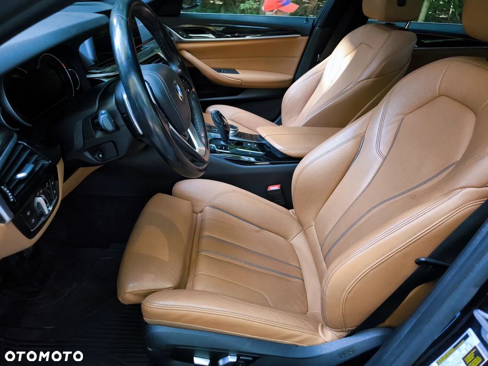 BMW Seria 5 530i Sport Line - 15