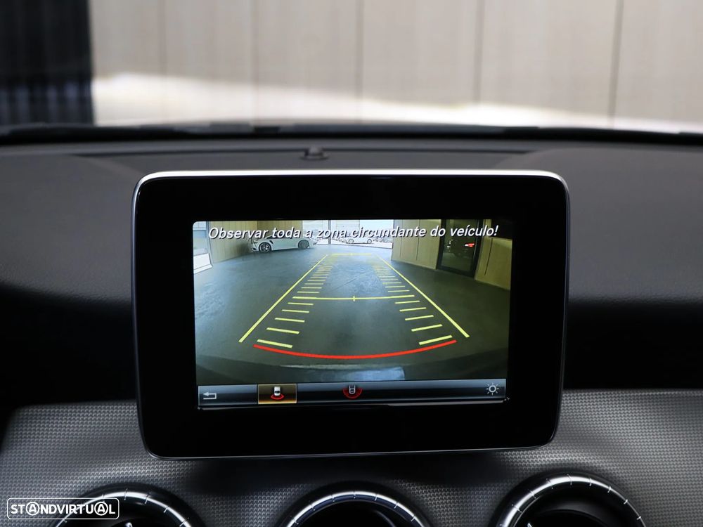 Mercedes-Benz CLA 200 d 7G-DCT Urban - 26