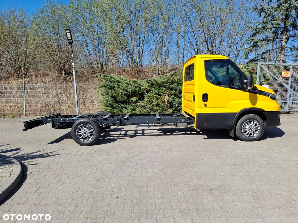 Iveco DAILY 35S21 - 5