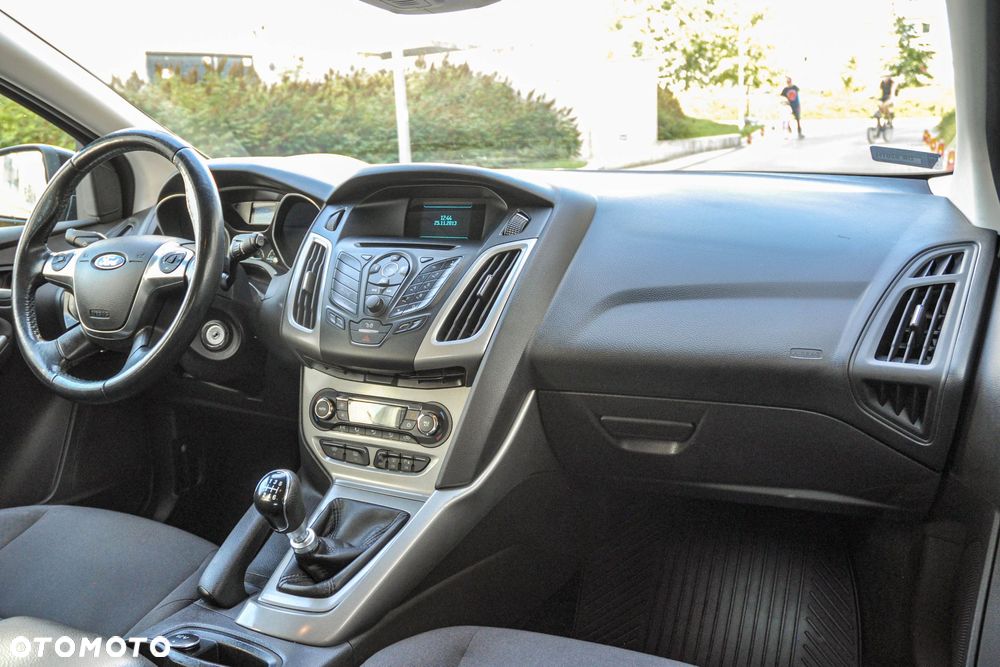 Ford Focus - 10