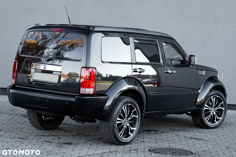 Dodge Nitro 4.0 V6 RT - 8