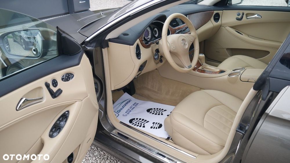 Mercedes-Benz CLS - 11