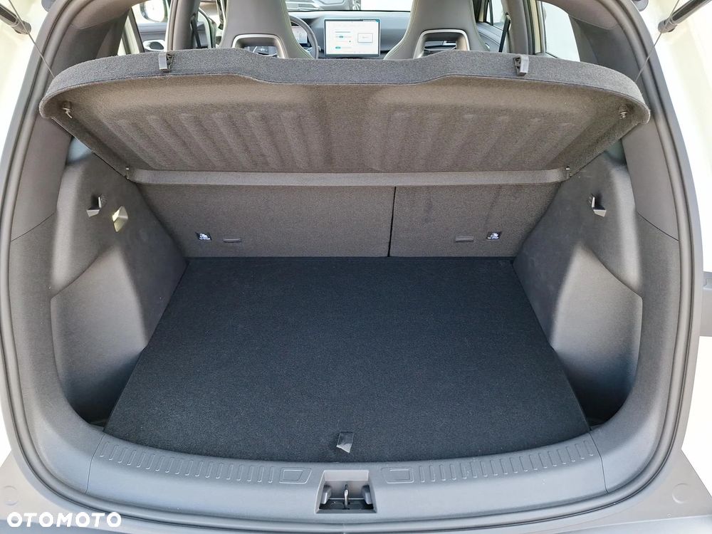 BYD Atto 2 45kWh Active - 17