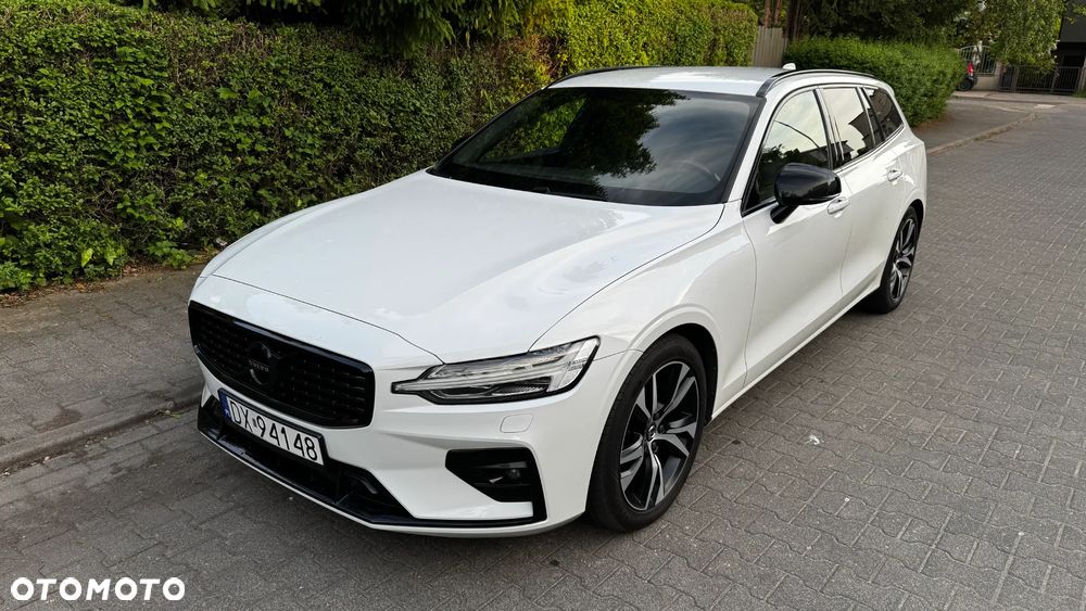 Volvo V60 B4 D R-Design - 1