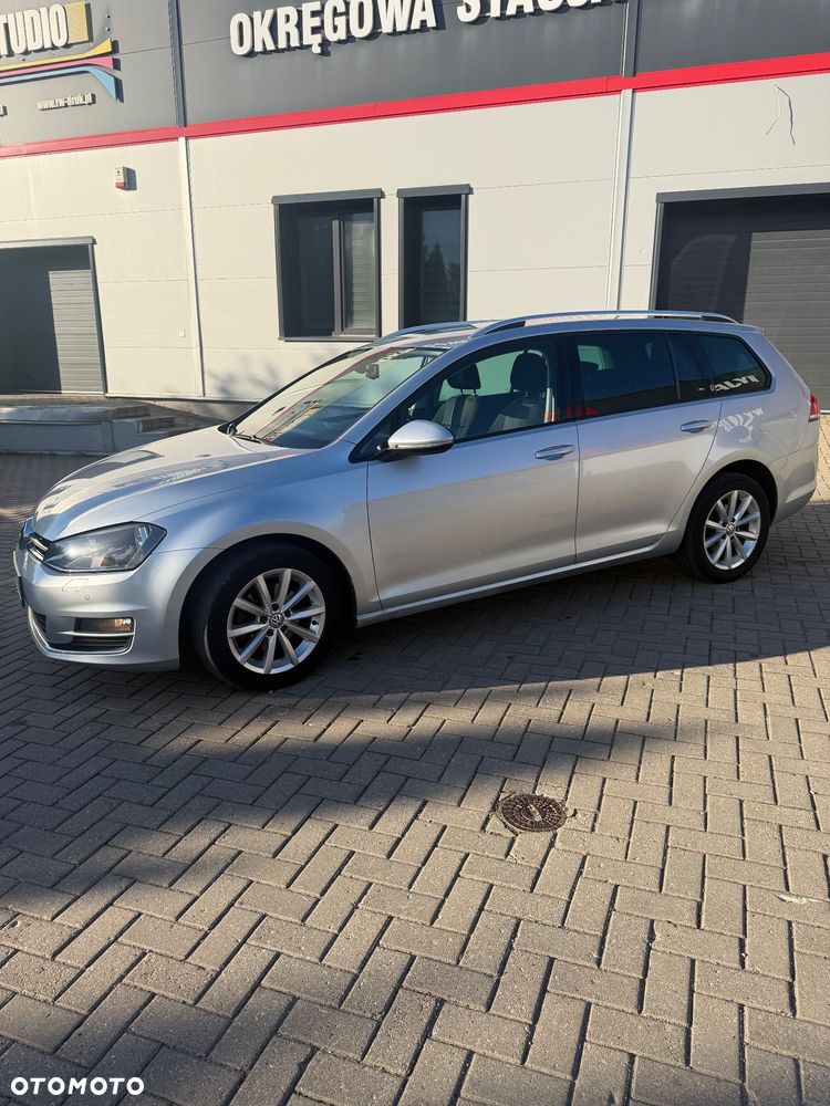 Volkswagen Golf 1.6 TDI BlueMotion Technology DSG Lounge - 4