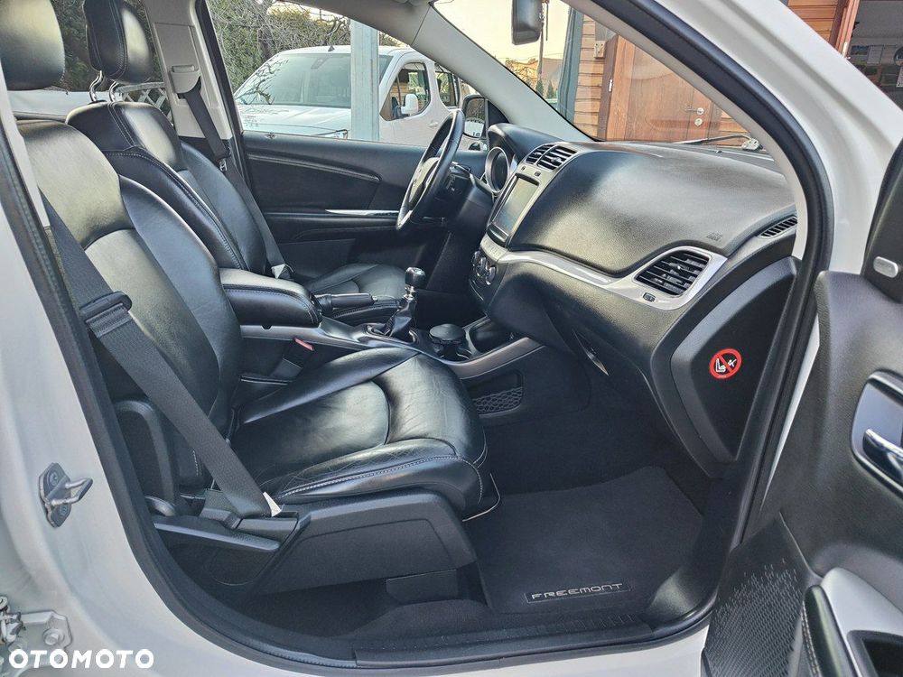 Fiat Freemont 2.0 Multijet 16V DPF Urban - 19