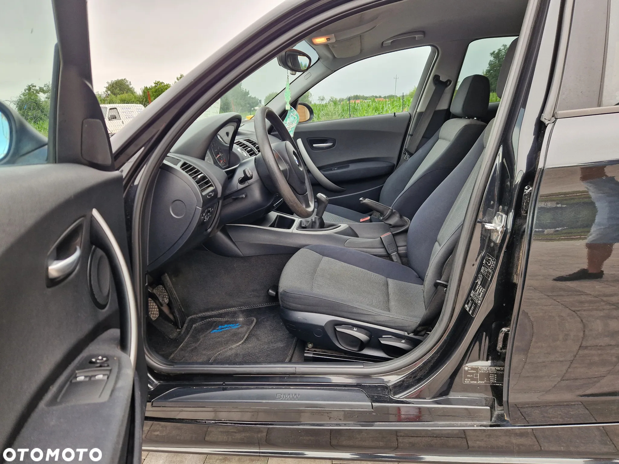 BMW Seria 1 116i - 10