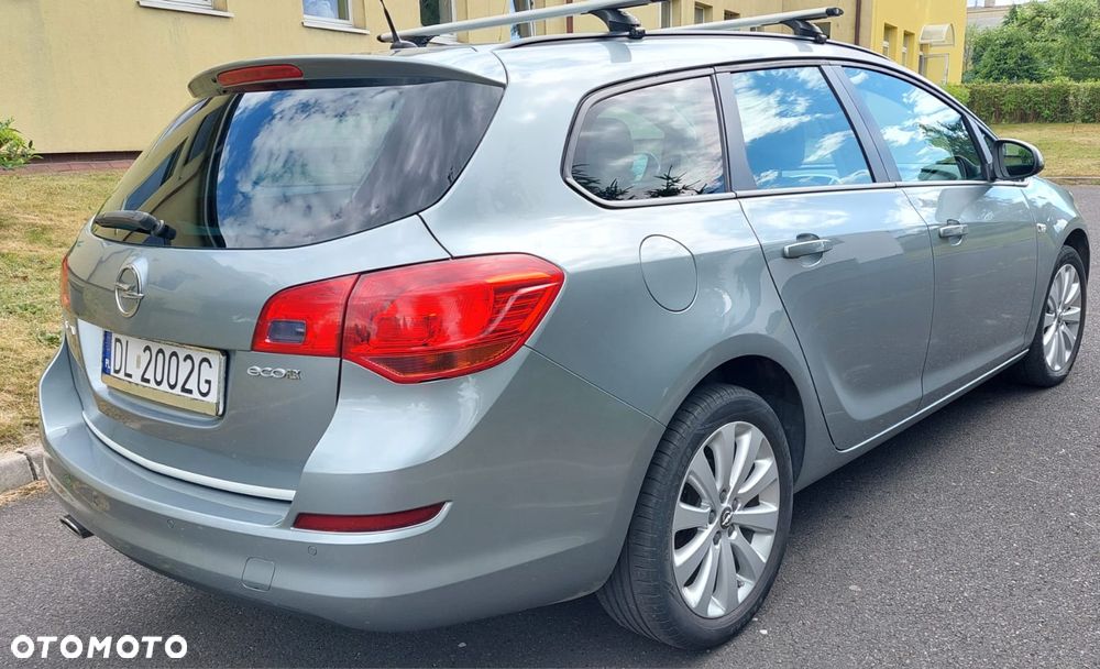 Opel Astra 1.4 T Sport S&S - 4