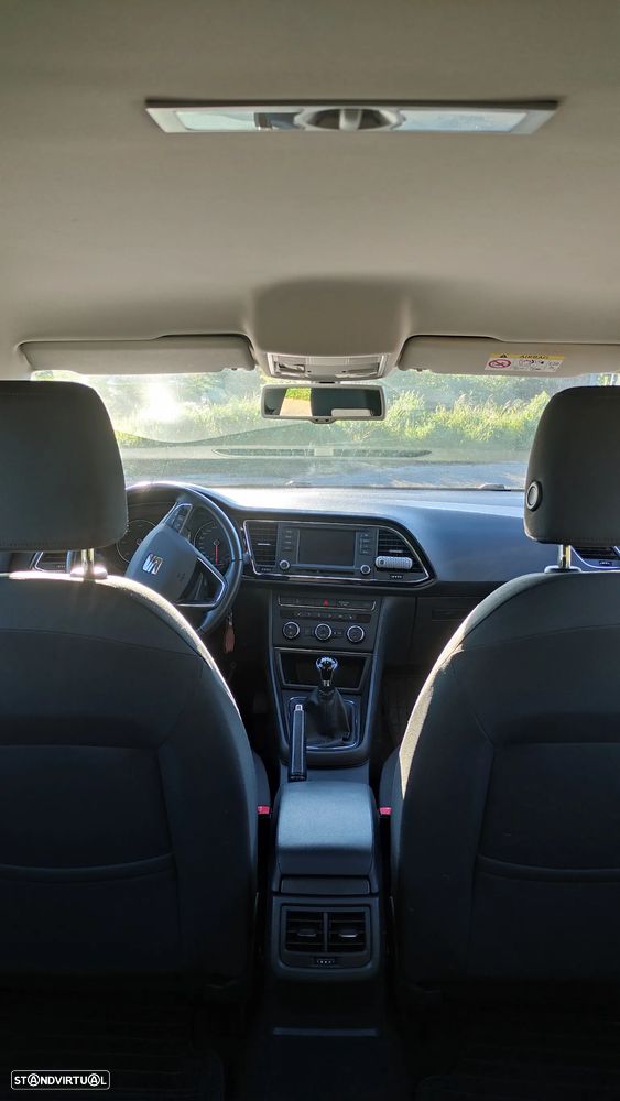 SEAT Leon 1.6 TDI DPF S&S Style - 11