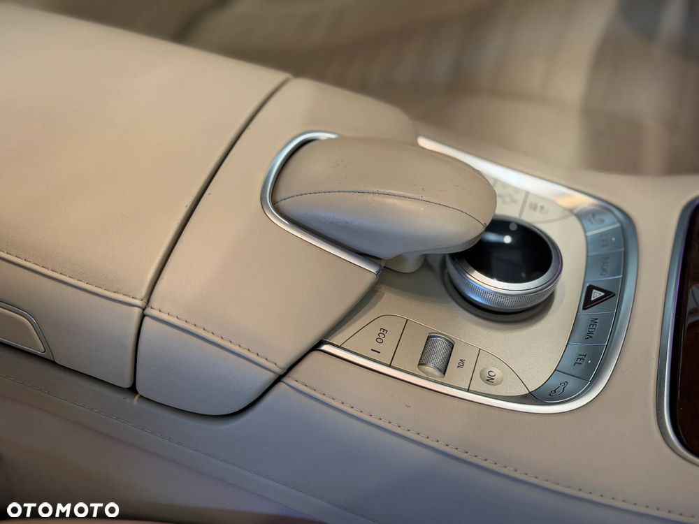 Mercedes-Benz Klasa S 500 4-Matic 7G-TRONIC - 26