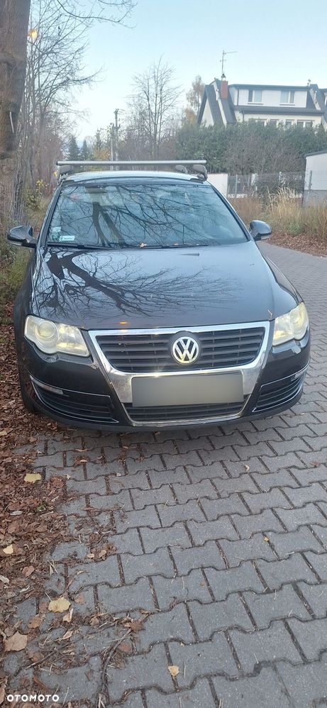 Volkswagen Passat 2.0 FSI Comfortline - 1