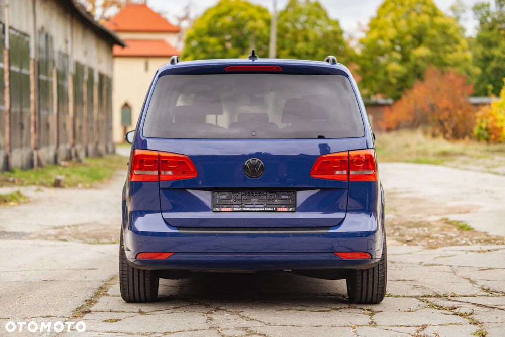 Volkswagen Touran 1.6 TDI DPF BlueMotion Technology DSG Comfortline - 11