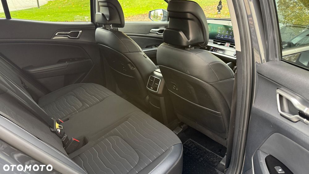 Kia Sportage 1.6 T-GDI MHEV Business Line 2WD DCT - 22