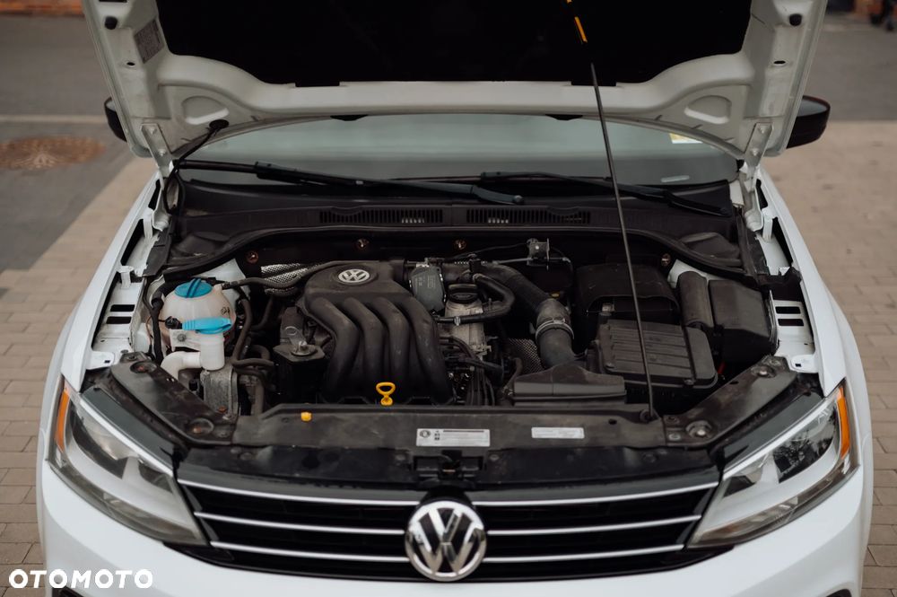 Volkswagen Jetta - 26