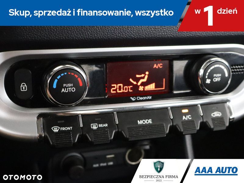 Kia Rio - 18