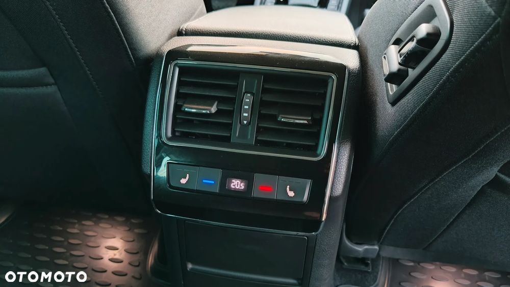 Skoda Superb 2.0 TDI Style DSG - 12