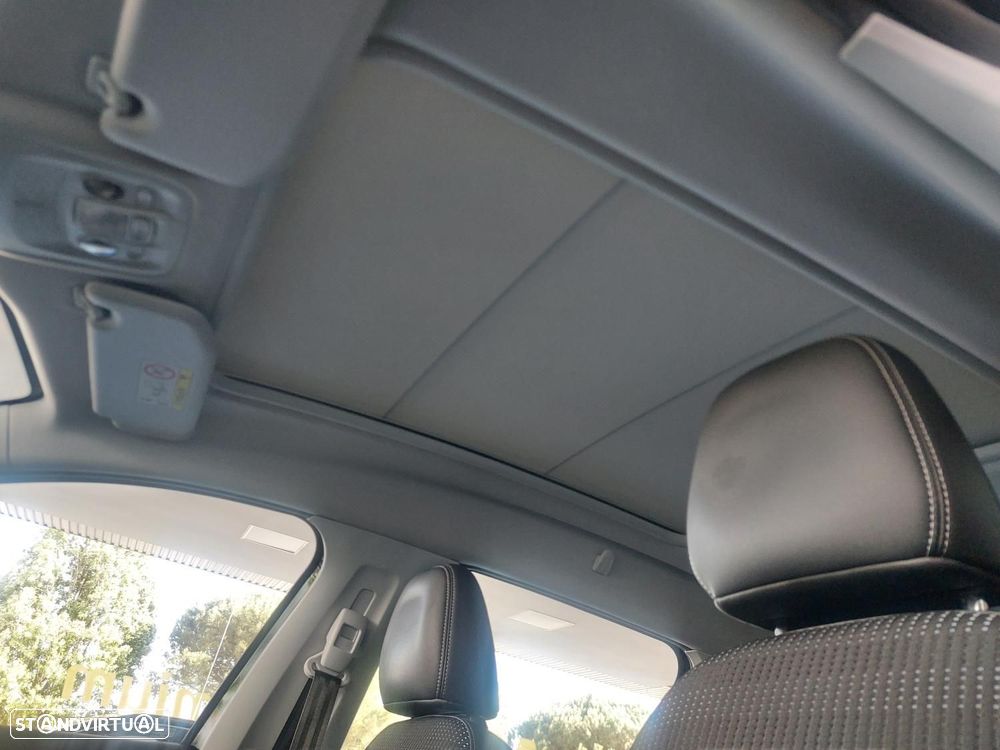 Peugeot 2008 1.2 PureTech Allure - 9