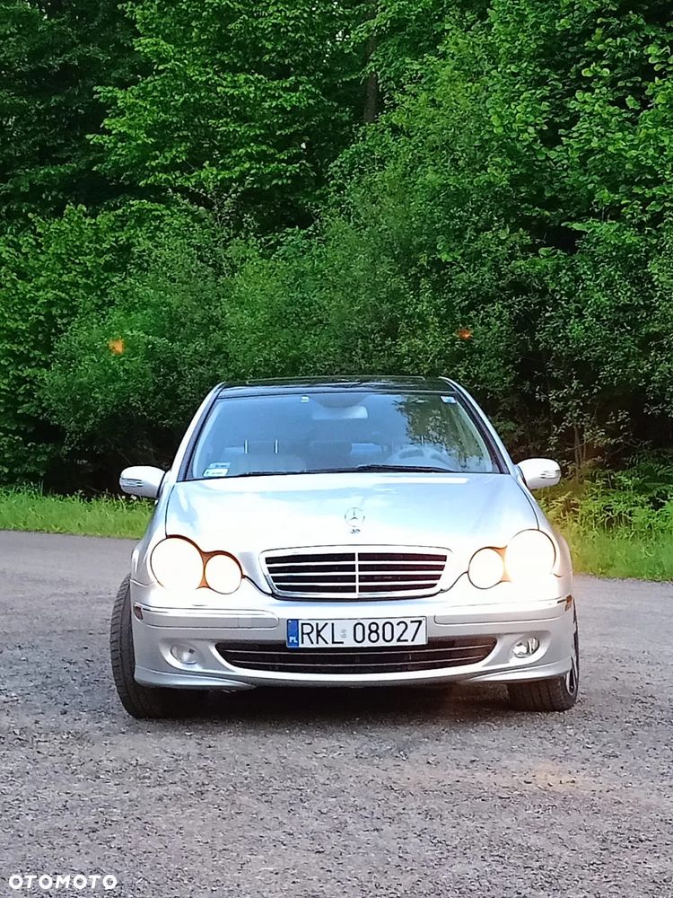 Mercedes-Benz Klasa C ver-350-4matic-7g--tronic-sport-edition - 2