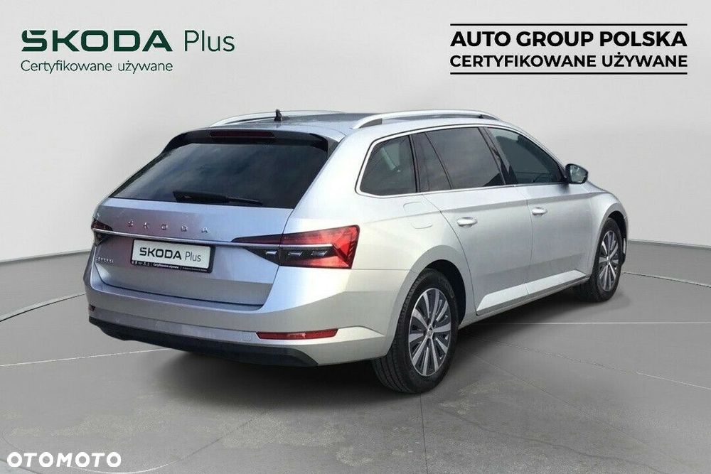 Skoda Superb 2.0 TDI SCR Style DSG - 6