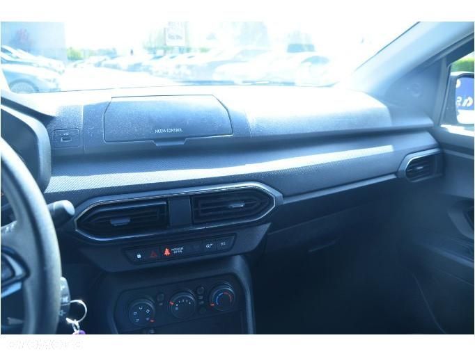 Dacia Sandero - 13