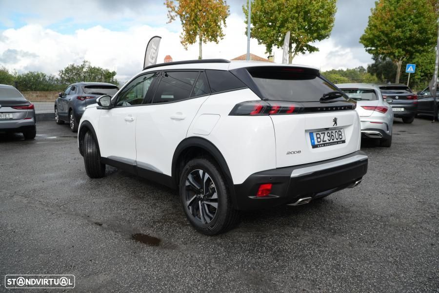 Peugeot 2008 1.2 PureTech Allure Pack EAT8 - 6