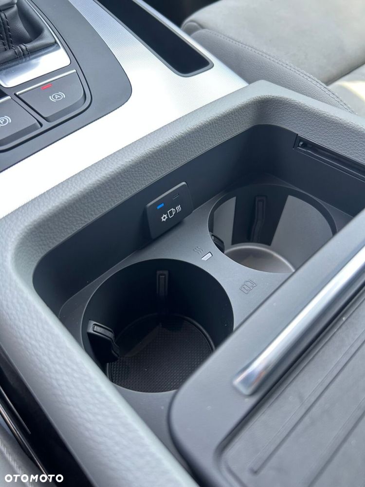 Audi Q5 Sportback - 41