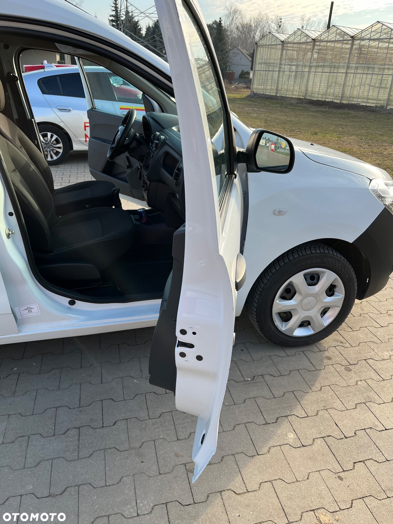 Dacia Dokker 1.6 SCe Access - 11