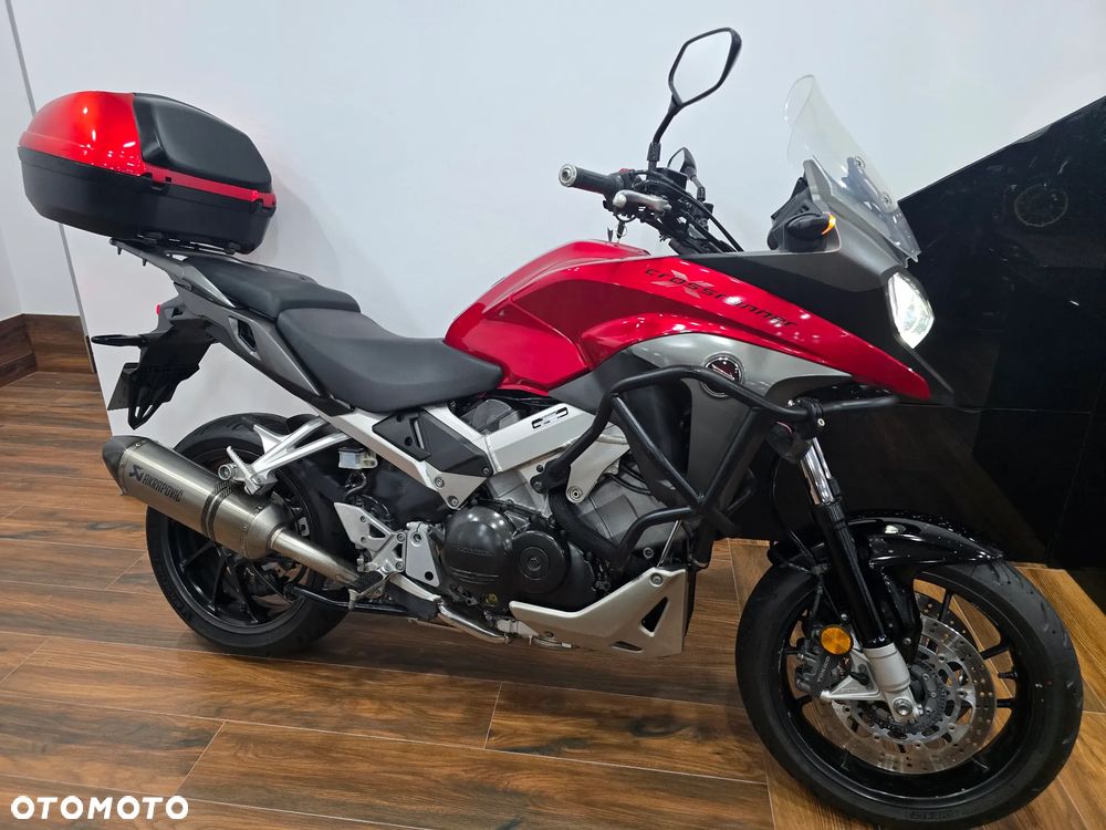 Honda VFR - 2