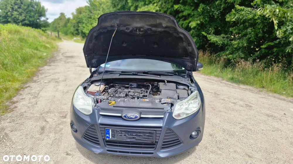 Ford Focus 1.6 Ambiente - 9