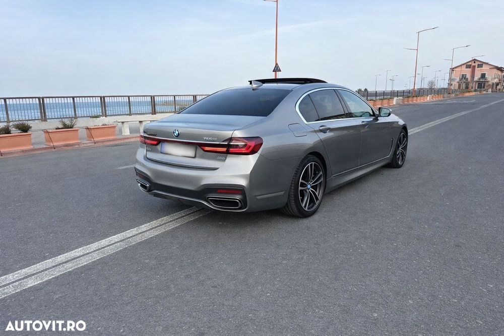 BMW Seria 7 745Le xDrive AT PHEV - 3