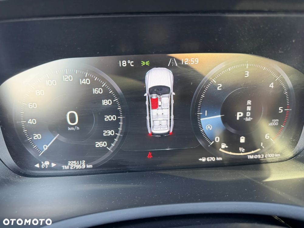 Volvo XC 90 - 13
