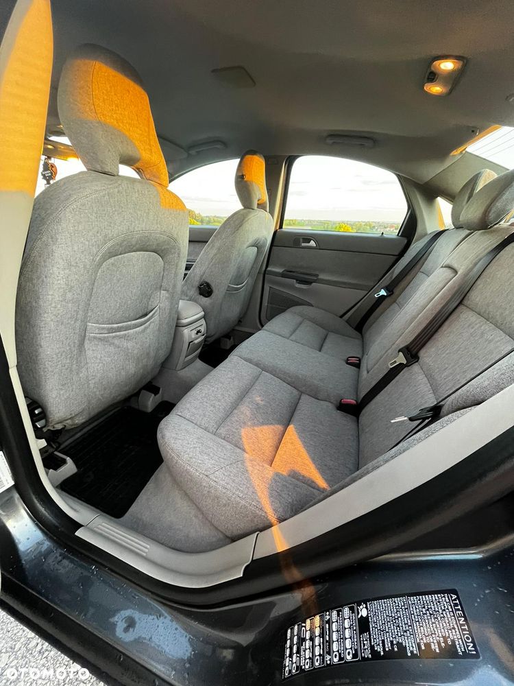 Volvo S40 2.0D - 15