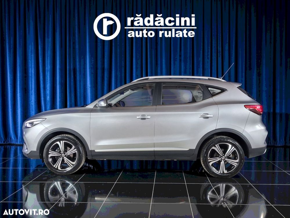 MG ZS - 6