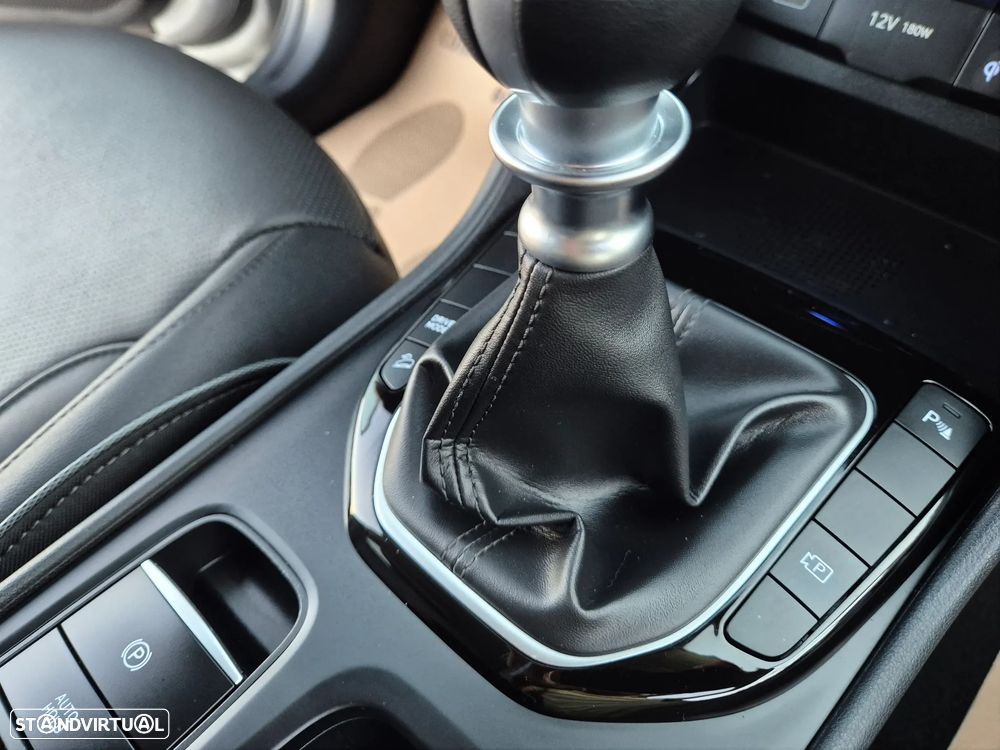 Hyundai Tucson 1.6 T-GDI 48V Vanguard - 36