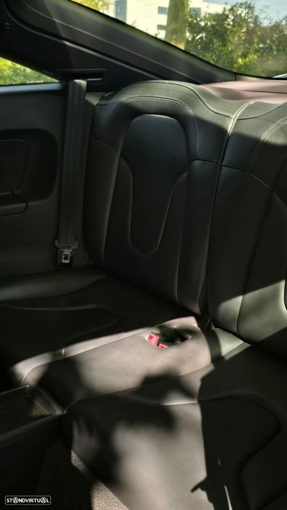 Audi TT Coupé 2.0 TDI quattro - 8