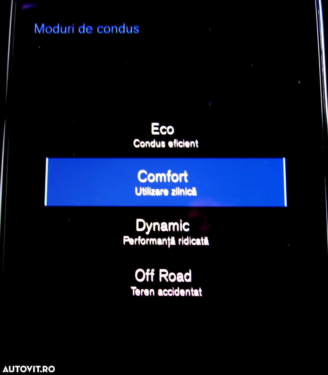Volvo XC 90 B5 MHEV AWD 5 locuri Momentum - 17
