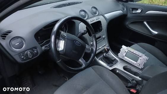 Ford Mondeo - 3
