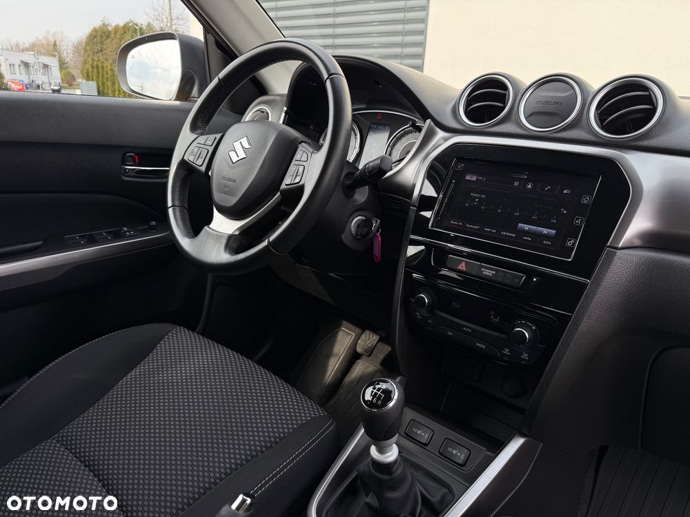 Suzuki Vitara 1.4 Boosterjet Hybrid Allgrip Comfort+ - 31