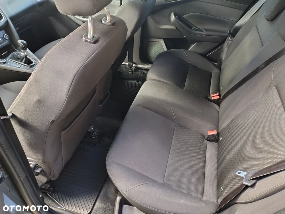 Ford Focus 1.5 TDCi ECOnetic 88g Start-Stopp-System Trend - 39