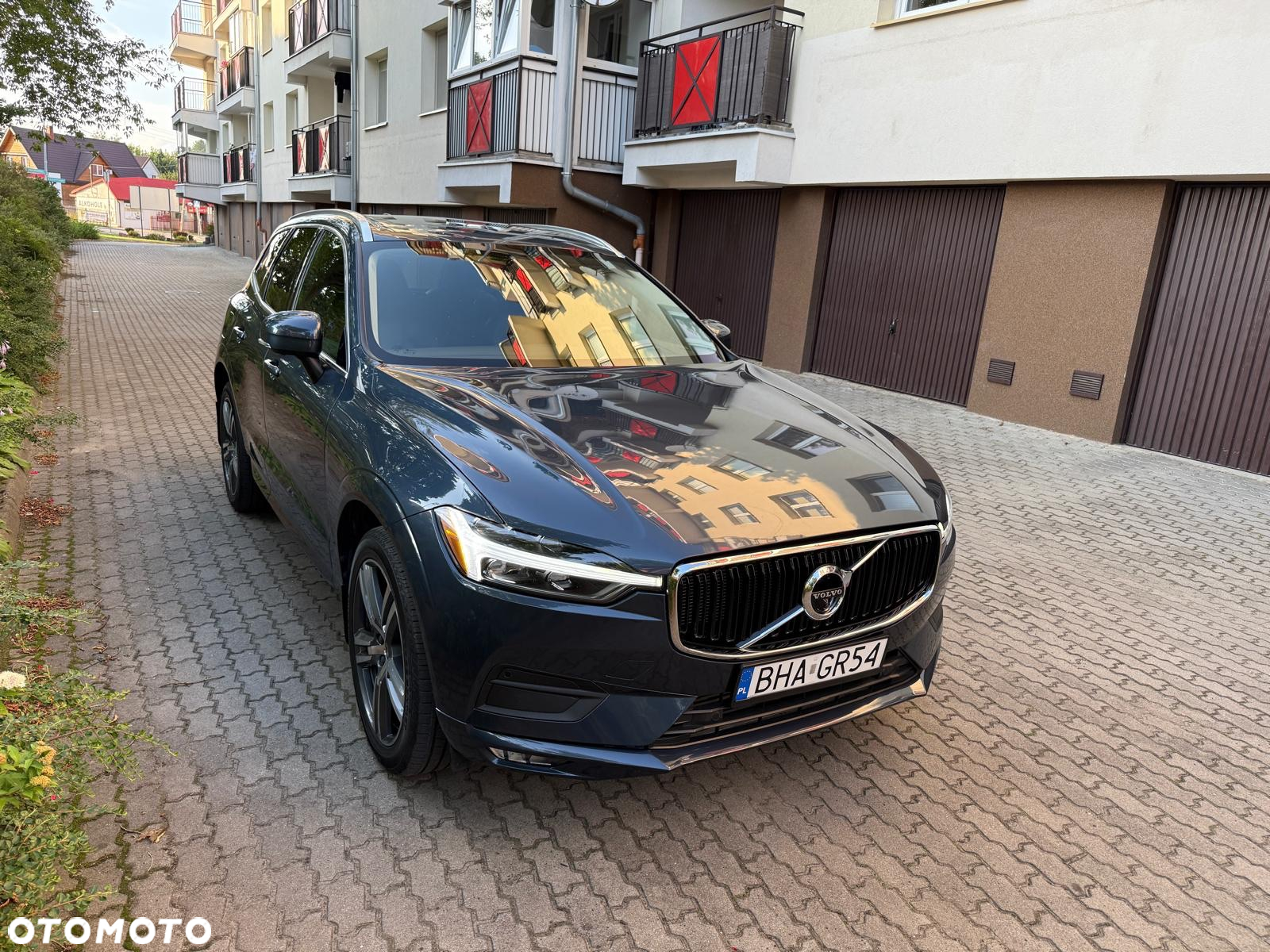 Volvo XC 60 T5 AWD Geartronic Momentum - 3