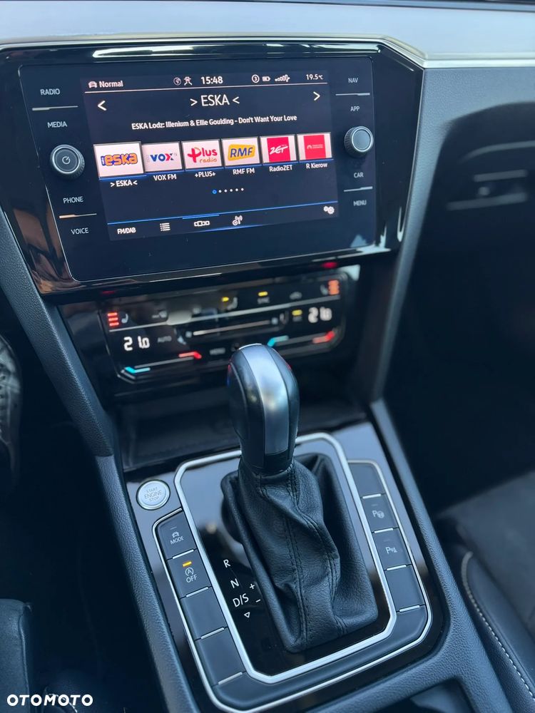 Volkswagen Passat - 14