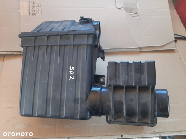Swift IV MK6 obudowa filtra powietrza rezonator 1,3 benzyna 04-10r Suzuki