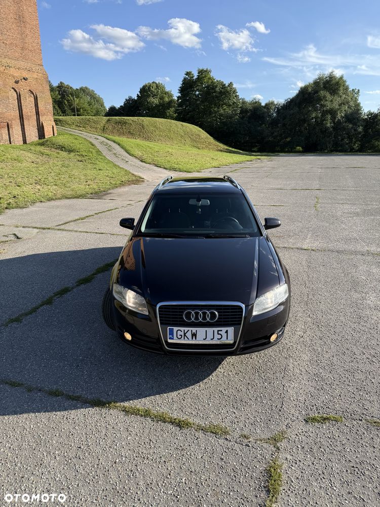 Audi A4 Avant - 4